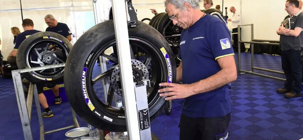 Test MotoGP: Phillip Island bella sfida per la Michelin