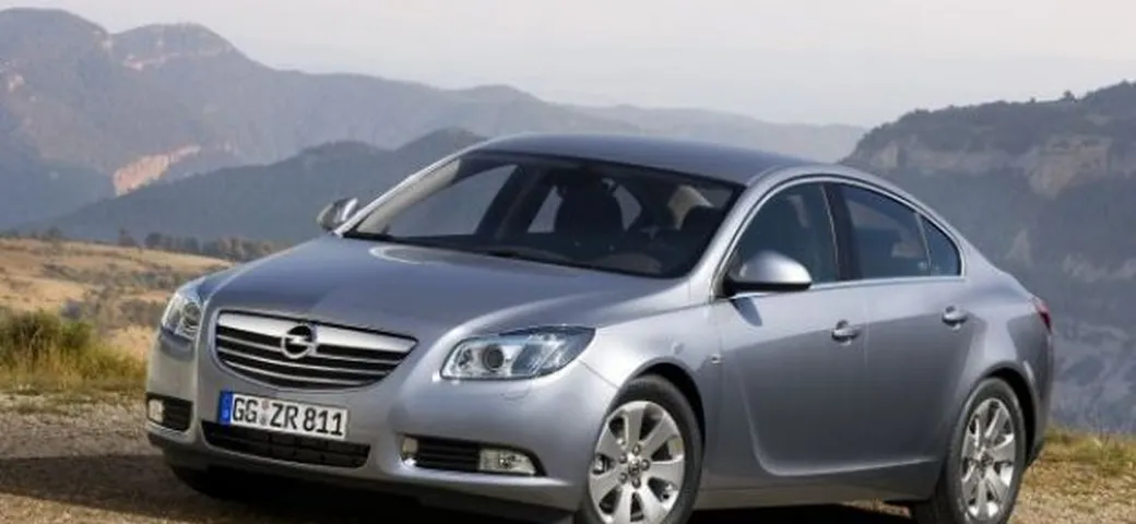 Opel Insignia: presto debutterà il motore 1.9 biturbo diesel