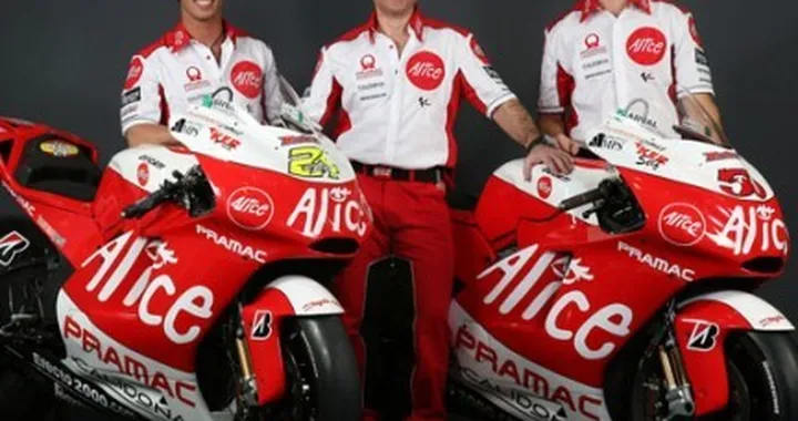Presentata la Desmosedici GP8 Sat dell' Alice Team
