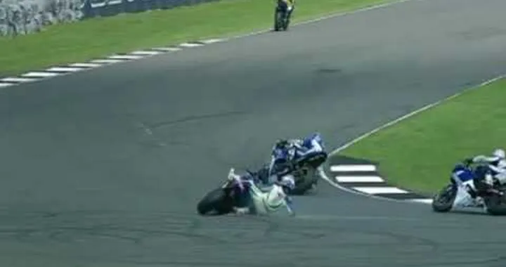 Trofeo Energica 2012 - Savadori in gara con Motoblog