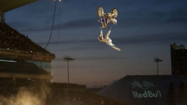 Maddison conquista il Red Bull X-Fighters in Canada