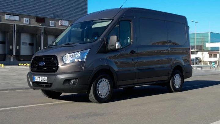 Ford Transit 2014: prezzo, video, caratteristiche e prova su strada