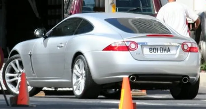 Nuova Jaguar XK in giro a Cape Town