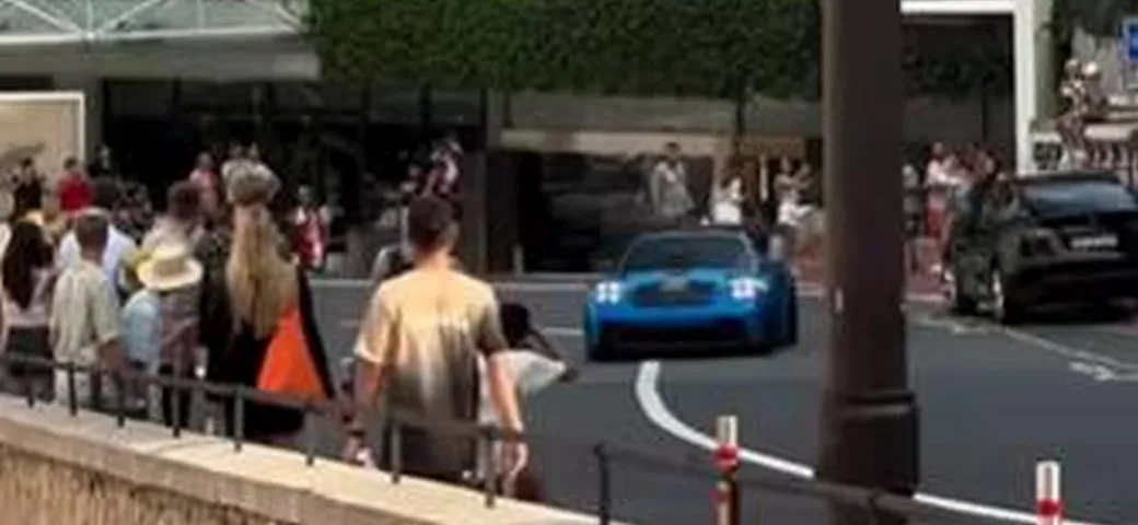 Porsche 911 GT3 RS: show pericoloso a Monte Carlo | Video