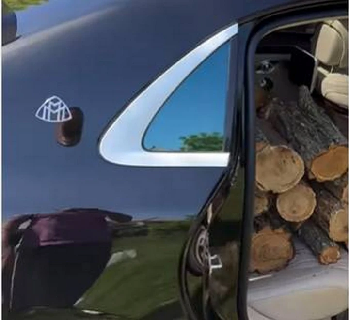 Mercedes-Maybach Classe S usata per il trasporto legna | Video