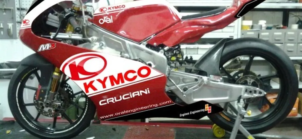 Moto 3, in pista la nuova moto del Kimco Oral Cruciani Team con Di Giannantonio e Valtulini