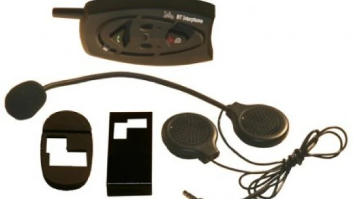 G-Voice: comunicare e svagarsi in moto