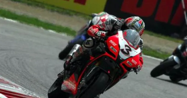 SBK a Monza: Max Biaggi ne esce un bel po' arrabbiato...