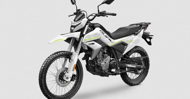 CFMoto 250 Dual: prezzo sotto 3.000 euro e 24 CV, conviene?