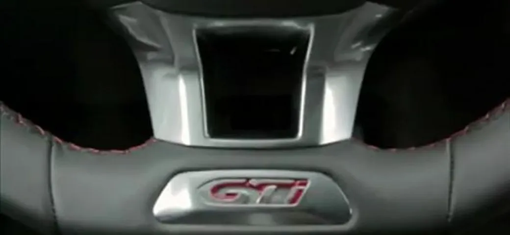 Peugeot 208 GTi: video test su strada