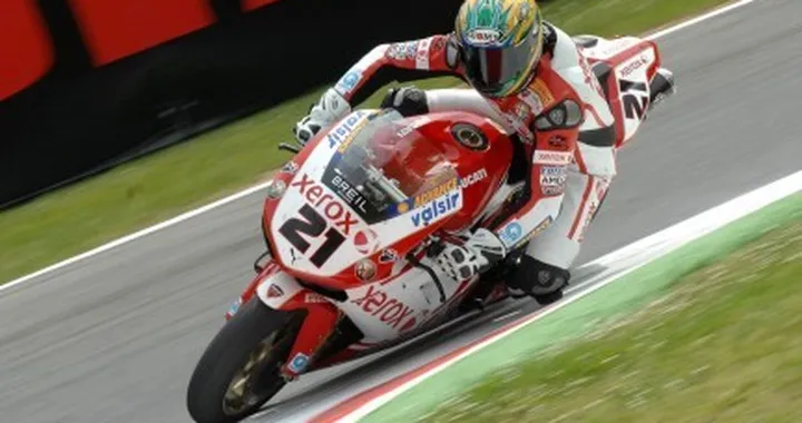 Superbike: Troy Bayliss si conferma nelle QP1
