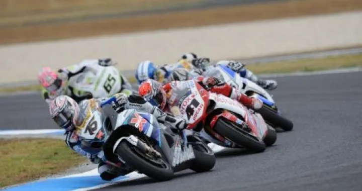 Fanta Superbike: giochi, ti diverti e vinci!