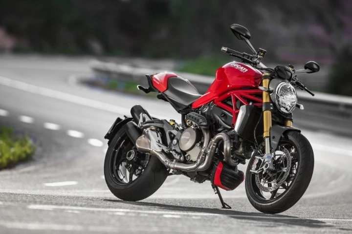 Ducati Monster 1200 a marzo negli Store da 13.490 euro