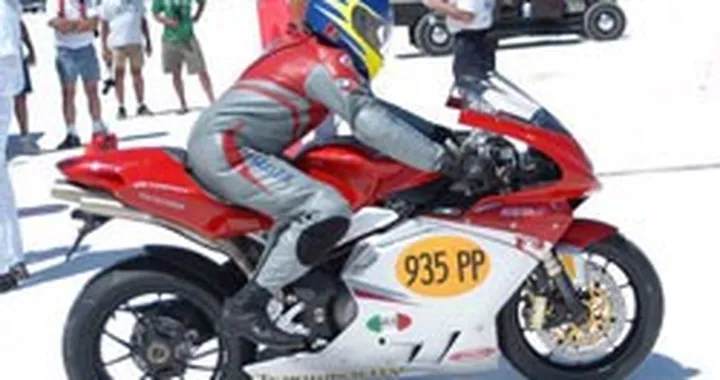 MV Agusta da record a Bonneville Land