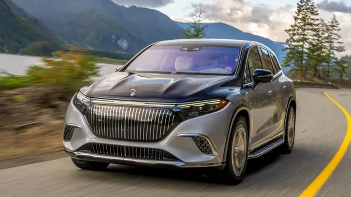 Mercedes, maxi sconti: fino a 50.000 dollari per la Maybach EQS