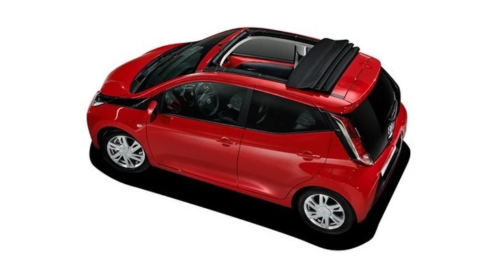 Toyota Aygo: arriva anche la versione cabrio