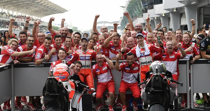 Dovizioso, Lorenzo, Dall'Igna e la mappa 8: ha vinto lo sport