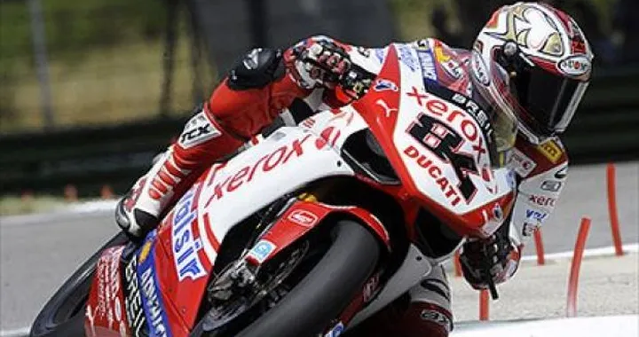 SBK: Fabrizio su Rea e Simoncelli nel warm up di Imola