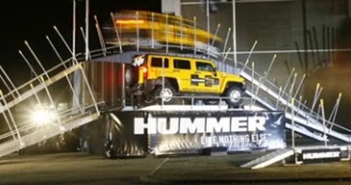 Con Hummer Happening il fuoristrada sbarca in città