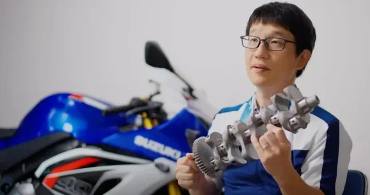 Il segreto del telaio Suzuki che ha cambiato la GSX-R1000R [VIDEO]