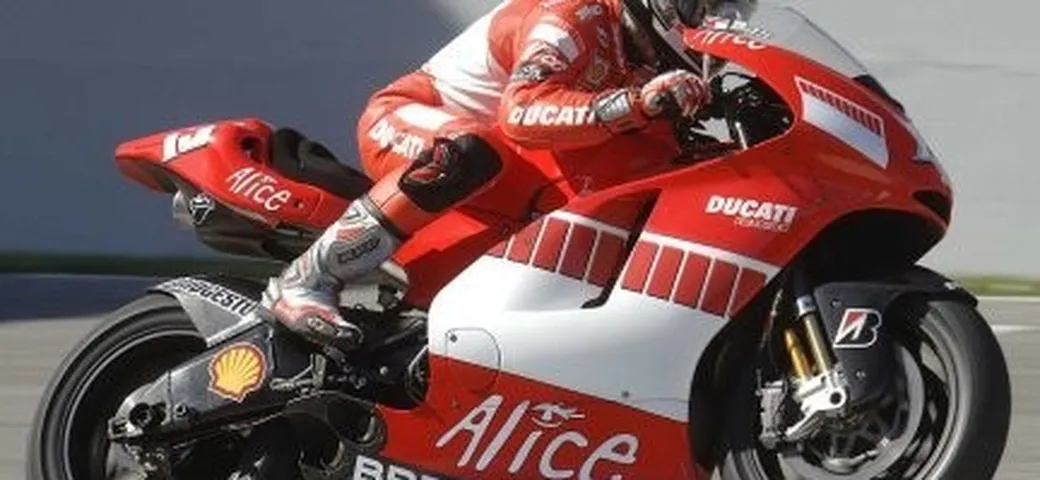 MotoGP: Gibernau velocissimo. Rossi: 