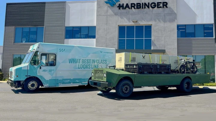 Rheinmetall trasforma i furgoni elettrici in veicoli militari autonomi