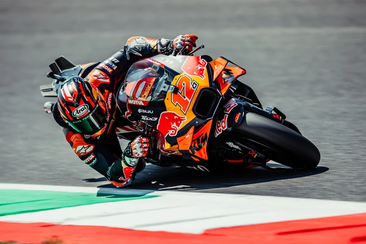 MotoGP Mugello: Viñales domina le prove, Quartararo in difficoltà