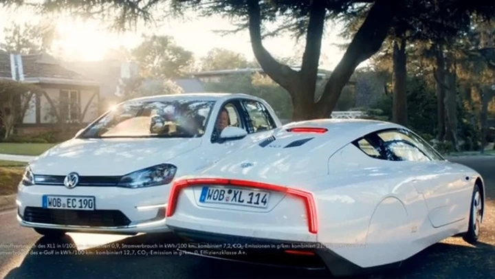 Kirk e Spock di Star Trek nel nuovo spot della Volkswagen e-Golf
