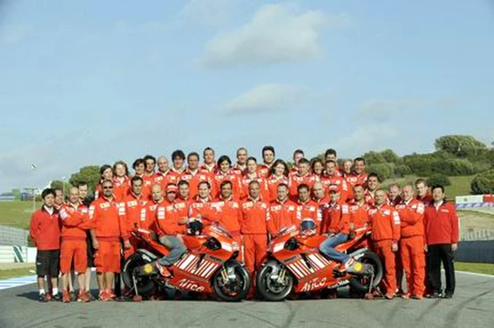 Ducati Corse: 100GP tra successi e leggenda