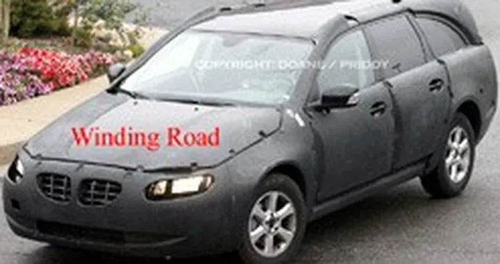 La futura Volvo XC70... molto mascherata