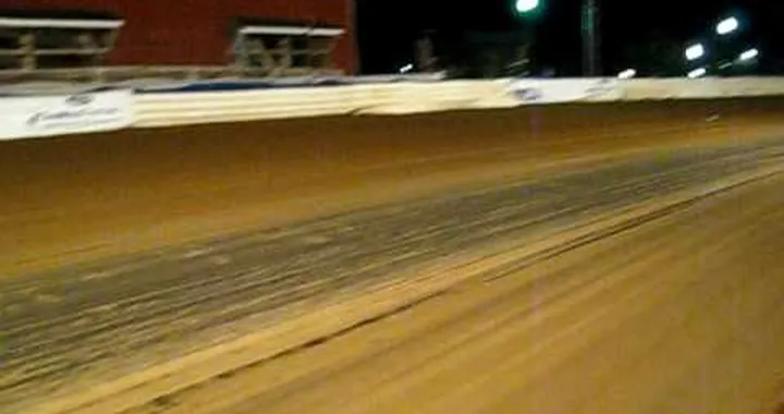 Kenny Roberts TZ700 Hot Lap 2