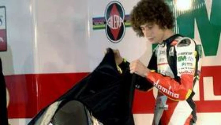 Aggiornamento: rottura allo scafoide destro per Marco Simoncelli - a rischio il Qatar