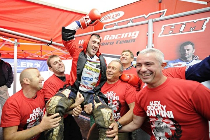 Mondiale Enduro 2013: Alex Salvini vince il titolo nella classe E2