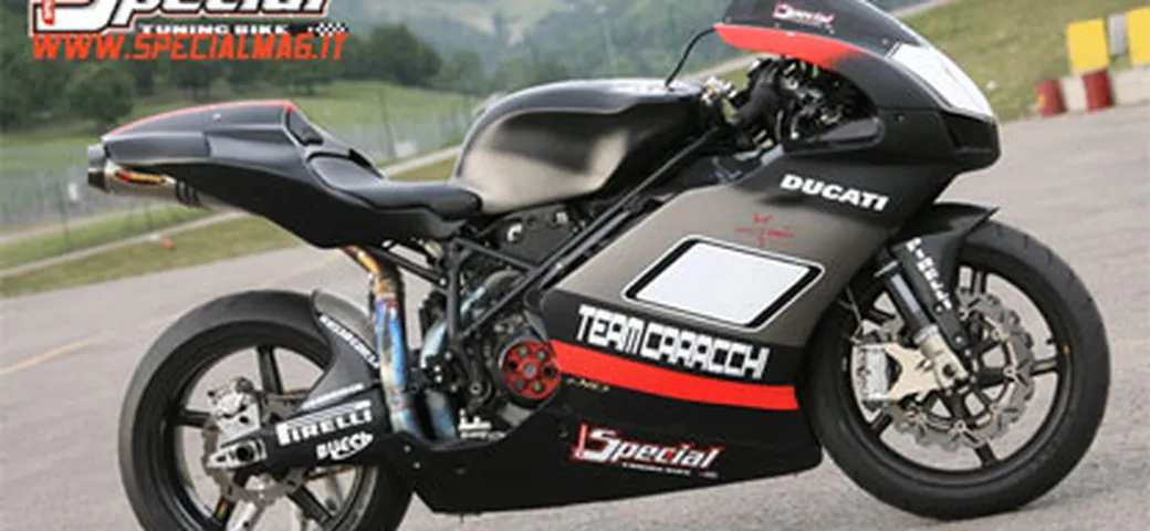 Ducati 749 con motore 1200cc, un mostro!