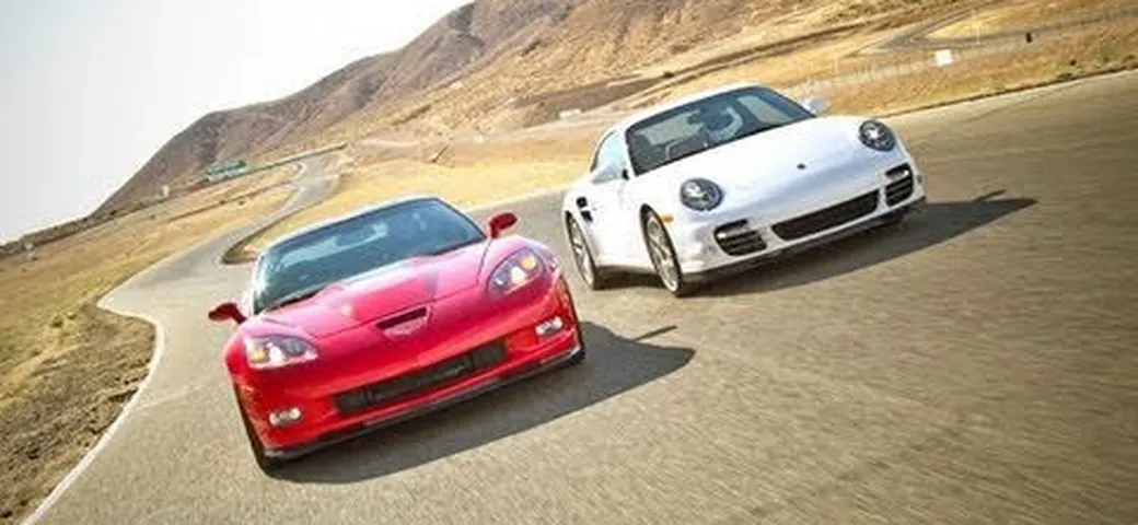 Drag Race! Chevrolet Corvette ZR1 vs Porsche 911 Turbo