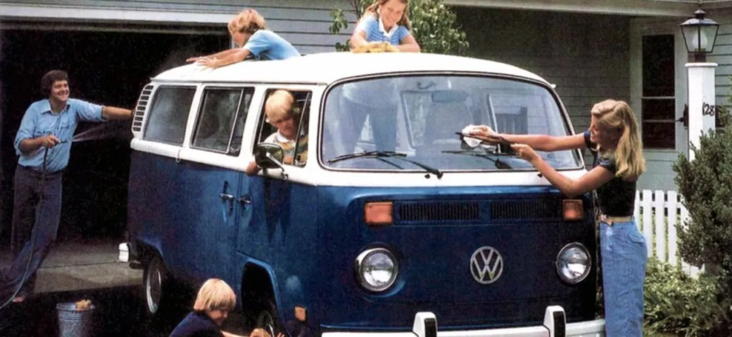 Volkswagen Transporter: 70 anni per l'icona dei veicoli commerciali