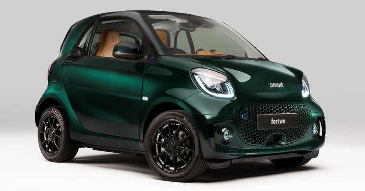 Smart EQ Fortwo Racing Green Edition by Brabus