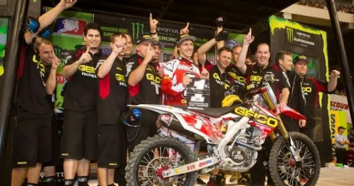 14° Round AMA/FIM Supercross Series 2012: Barcia Campione nella East Lites. Villopoto continua a trionfare a New Orleans