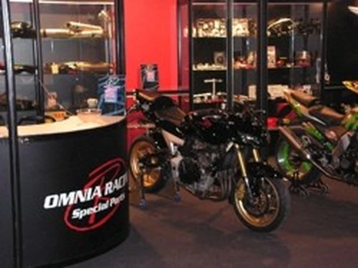 Omnia Racing: scarichi e non solo