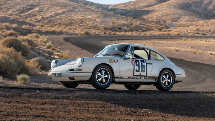Porsche 911 R, un esemplare del ’67 in vendita ad un prezzo stratosferico