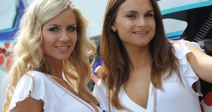 SBK Brno: Paddock Girls