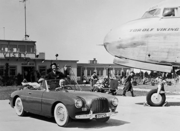 Volvo P1900: compie 60 anni il primo modello sportivo