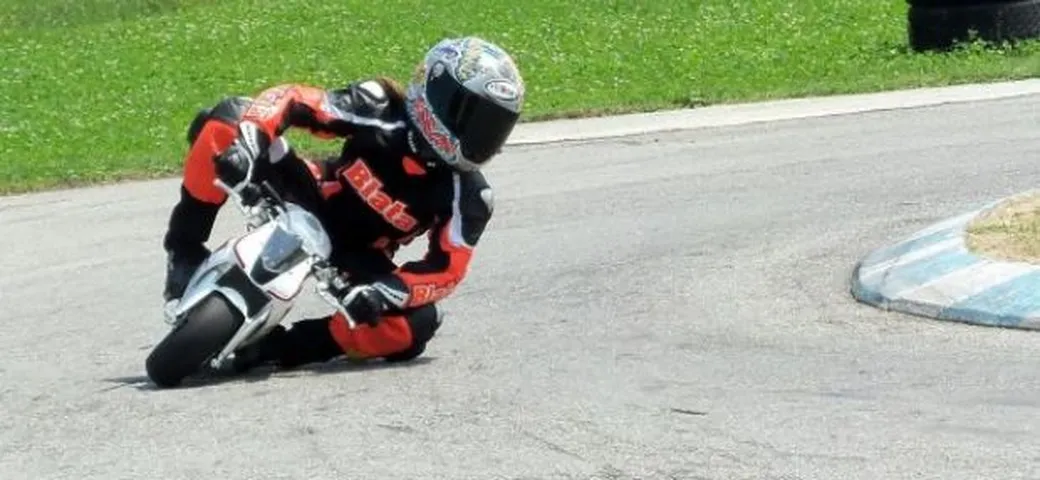 Scatto in Corsa: 12enne in Minimoto