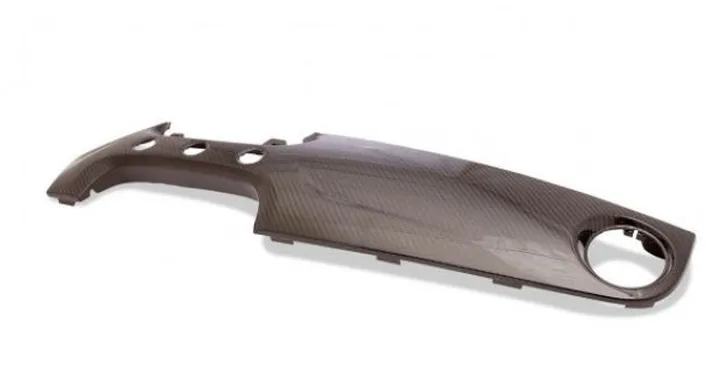 Romeo Ferraris: debutta una linea accessori in carbonio per l'Abarth 500