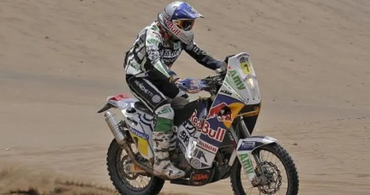 Marc Coma: Penalità di 6 ore per aver sostituito irregolarmente una ruota