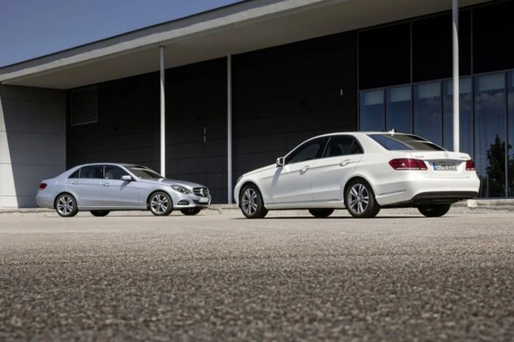 Mercedes Classe E: a listino le 200 Natural Gas Drive e 220 BlueEFFICIENCY Edition