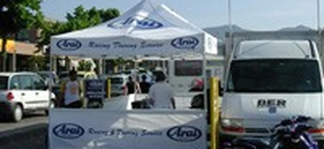 ARAI Racing & Touring Service