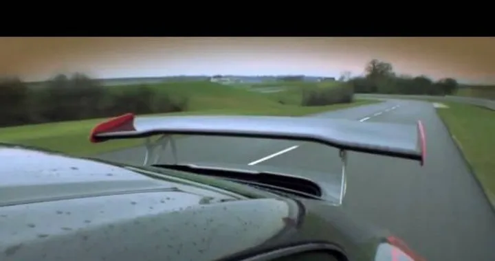 Porsche 911  GT3 RS: in un video 40 anni di storia