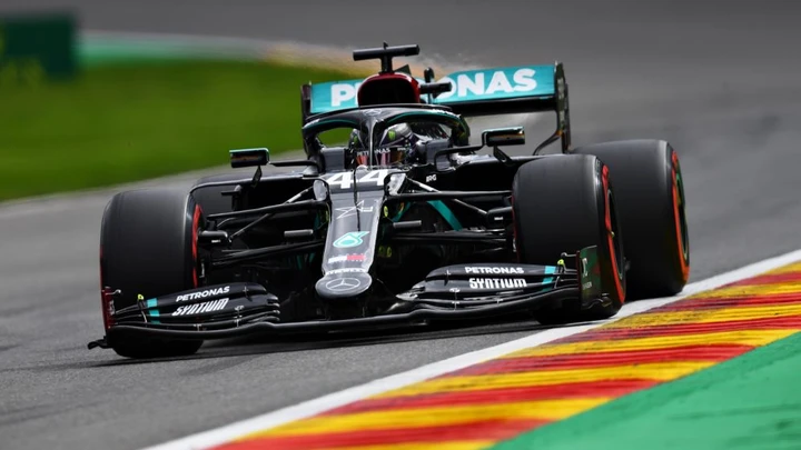 F1, in Belgio pole e record della pista per Hamilton