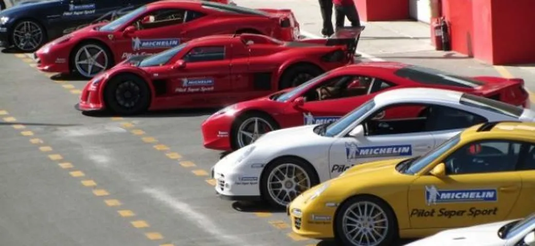 Michelin Pilot Supersport: Test in Dubai